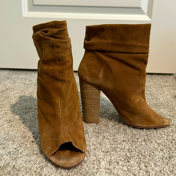 Kristin Cavallari Chinese Laundry Leather Laurel Peep Toe Booties - Picture 2 of 6